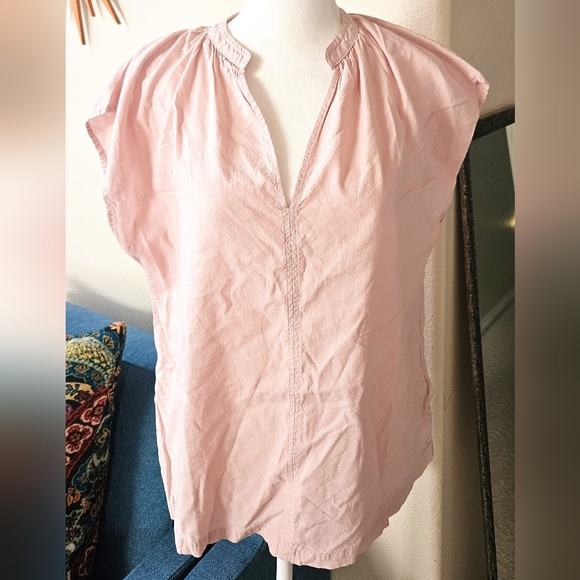 NW/oT Blush Tunic V-Neck Top - Picture 2 of 6